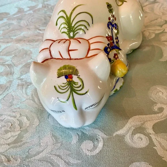 Ceramic Asian Cat Figurine with Floral Design - Picture 2 of 7